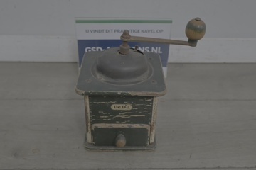 Afbeelding van Antieke handmatige koffiemolen
