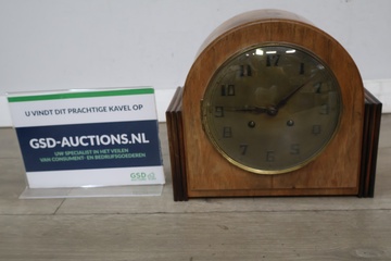 Afbeelding van Art Deco houten tafelklok