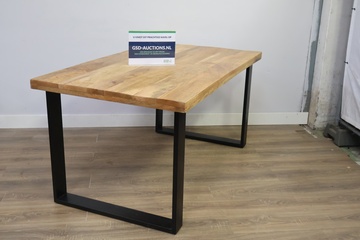 Afbeelding van Mangohouten eettafel met metalen U-poten