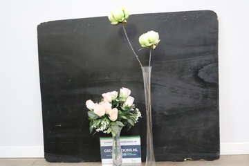 Afbeelding van Set glazen vazen met kunstbloemen''