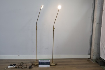 Afbeelding van Set van twee vloerlampen met verstelbare lampkop'