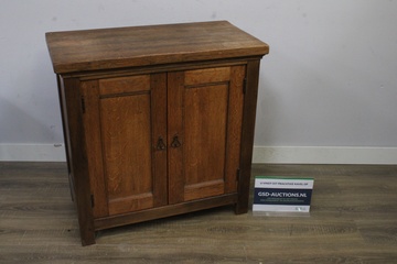 Afbeelding van Houten kast met twee deuren