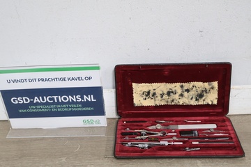 Afbeelding van Vintage Tekentoolset in etui