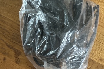 Afbeelding van Zak met 3 D brillen ongeveer 10 stuks (niet geteld )