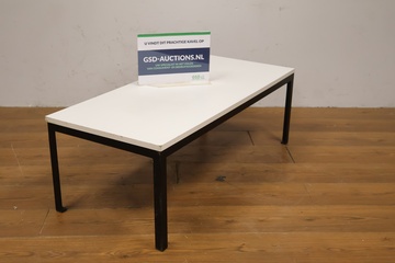 Afbeelding van Vintage Tafel met Metalen Frame - Jaren '60