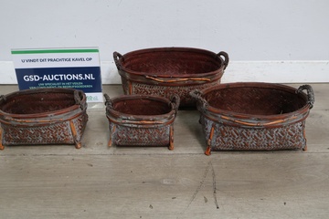 Afbeelding van Set van 5 Vintage gevlochten rieten manden