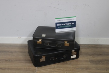 Afbeelding van Twee vintage koffers