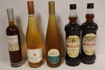 Afbeelding van Set van 5 flessen Moscatel wijn