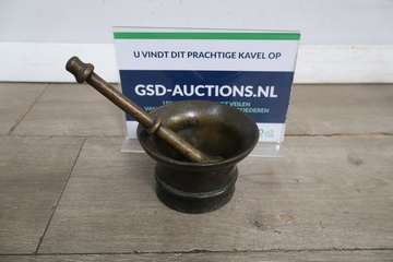 Afbeelding van Bronzen vijzel met stamper