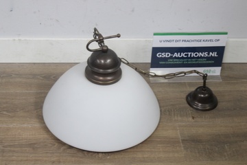 Afbeelding van Hanglamp met witte glazen kap