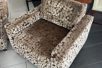 Afbeelding van Design fauteuil met bladmotief