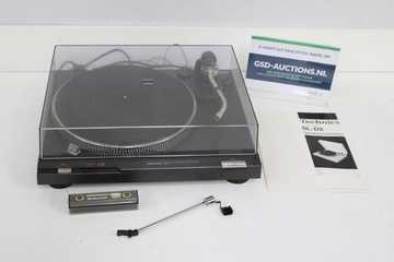 Afbeelding van Technics SL-D2 platenspeler met handleiding