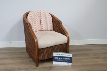 Afbeelding van Rotan fauteuil met stoffen kussens