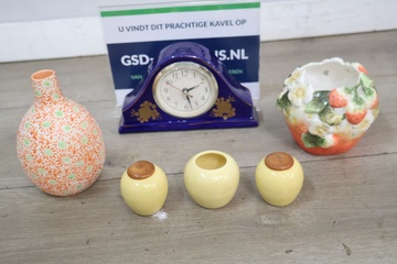 Afbeelding van Set decoratieve vaasjes en klok