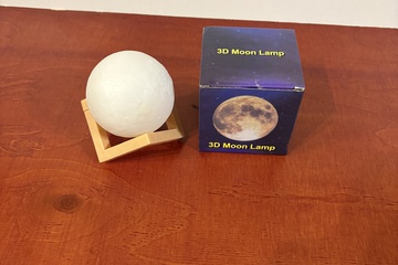 Afbeelding van 3D maan lamp (nieuwe in doos) 2 stuks