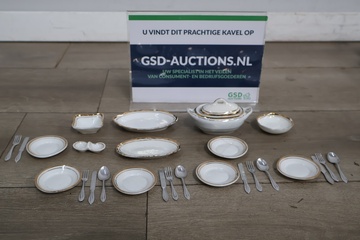 Afbeelding van Miniatuur porseleinen servies met bestek