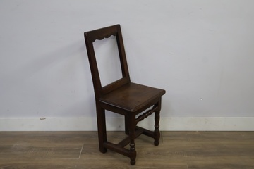 Afbeelding van Antieke Stoel