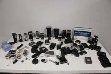 Afbeelding van Diverse camera flitsers en accessoires
