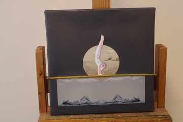 Afbeelding van Modern kunstwerk met collage en elastiek