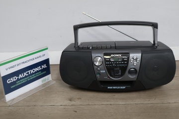 Afbeelding van Sony radio-cassette speler met draaghandvat