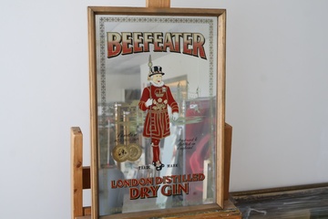 Afbeelding van Beefeater London Distilled Dry Gin reclamespiegel