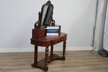 Afbeelding van Antiek houten kaptafel met spiegel'
