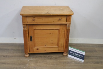 Afbeelding van Oud Grenen Kast