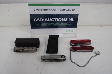 Afbeelding van Set van vier zakmessen, waaronder RICHARTZ en PAGO