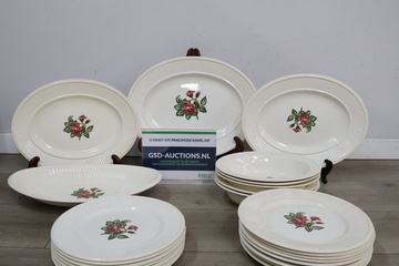 Afbeelding van Groot Wedgwood Moss Rose Servies