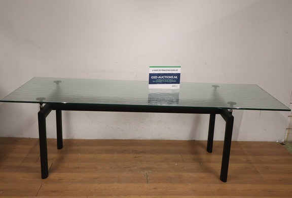 Afbeelding van Veiling 251 : Inboedel veiling met design meubilair, vintage, antiek en witgoed