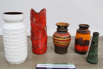 Afbeelding van Set van vijf vintage vazen - West Germany