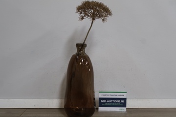 Afbeelding van Decoratieve glazen fles met gedroogde bloem''