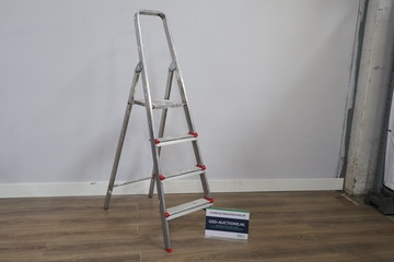 Afbeelding van Opvouwbare aluminium trapladder - 4-Treeds