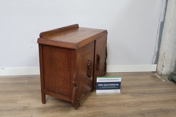 Afbeelding van Antieke houten Commodekastje, Dressoir