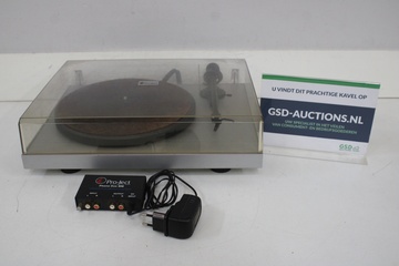 Afbeelding van Pro-Ject platenspeler met Phono Box MM voorversterker