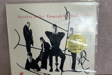 Afbeelding van Trough the barricades spandau ballet Ongetest! Lp