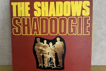 Afbeelding van The Shadows 3 LPs shadoogie vinyl Ongetest!