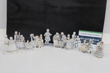 Afbeelding van Porseleinen decoratieve beeldjes set