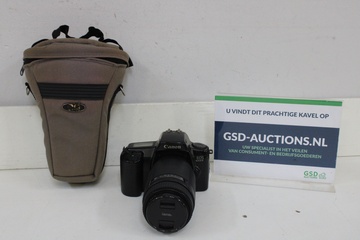 Afbeelding van Canon EOS 1000F analoge camera met tas