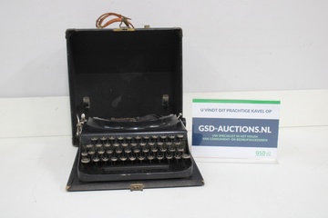 Afbeelding van Remington typemachine in koffer