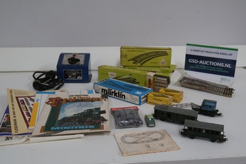 Afbeelding van Modeltrein accessoires en wagons - Marklin