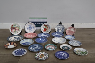 Afbeelding van Set van diverse kleine decoratieve borden