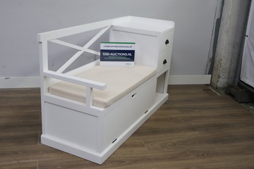 Afbeelding van Witte hoekkast met zitting en laden