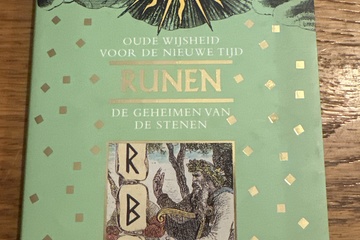 Afbeelding van Runen boekje