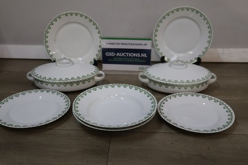 Afbeelding van Serviesset wit met groene decoratie