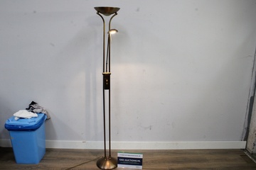 Afbeelding van Staande lamp met leeslampje'