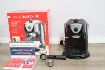 Afbeelding van Espressomachine met accessoires en gebruiksaanwijzing