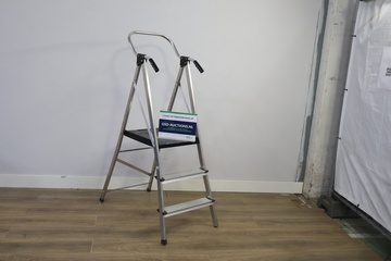 Afbeelding van Opvouwbare aluminium huishoudtrap met 3 treden