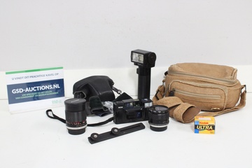 Afbeelding van Vintage camera set inclusief lenzen en tas