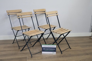 Afbeelding van Set van vier houten klapstoelen, Bistrostoelen